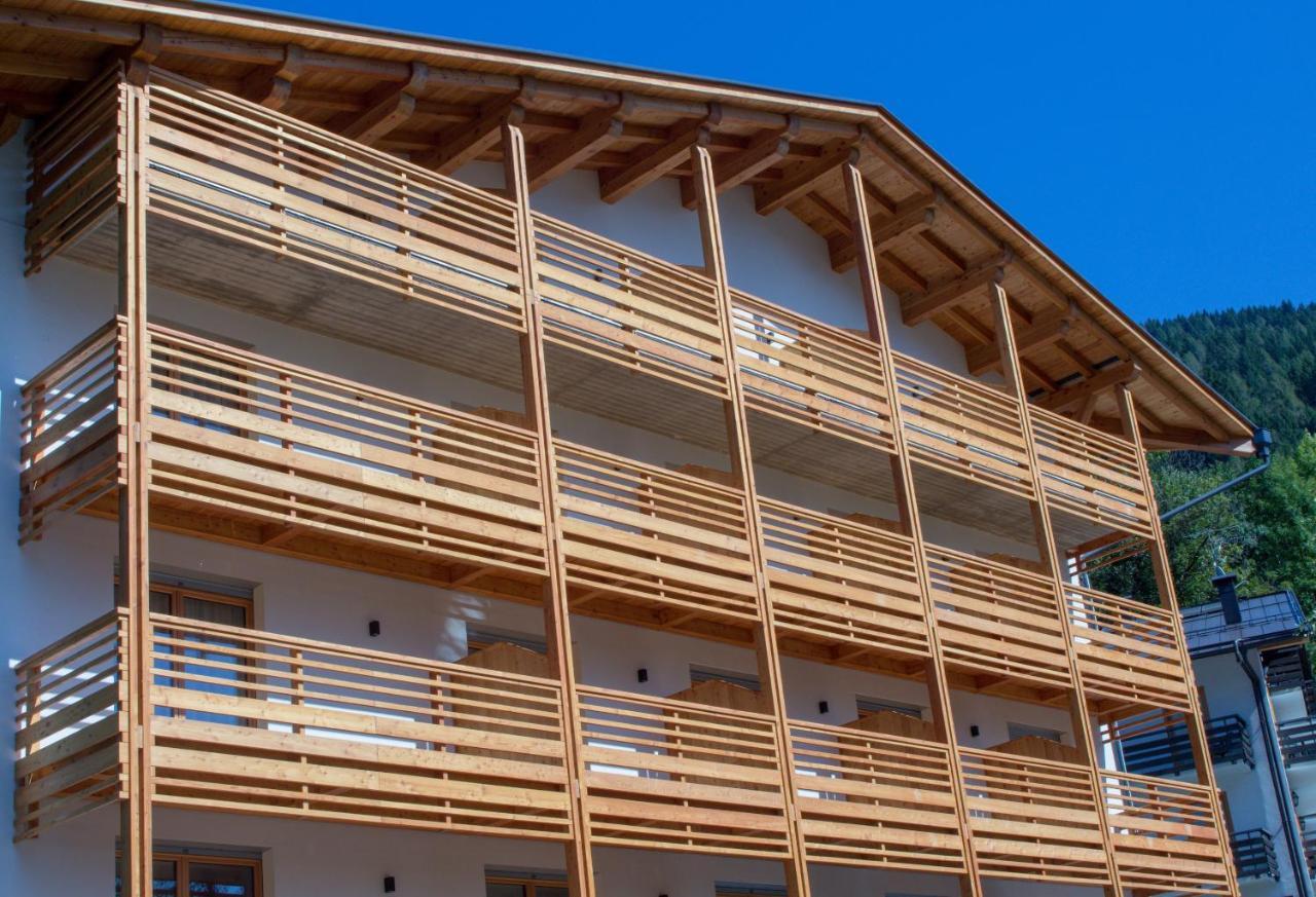 Edelweiss Alpine Nature Pinzolo Exterior foto